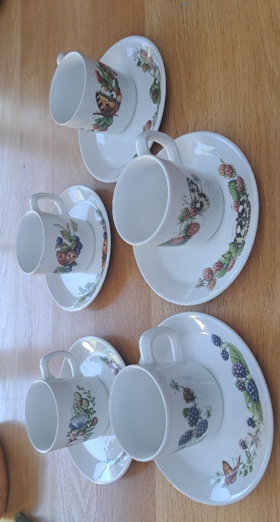 Wedgewood koffiekopjes met schotel Marjolein Bastin, Ophalen of Verzenden, Zo goed als nieuw, Kop(pen) en/of Schotel(s), Wedgwood