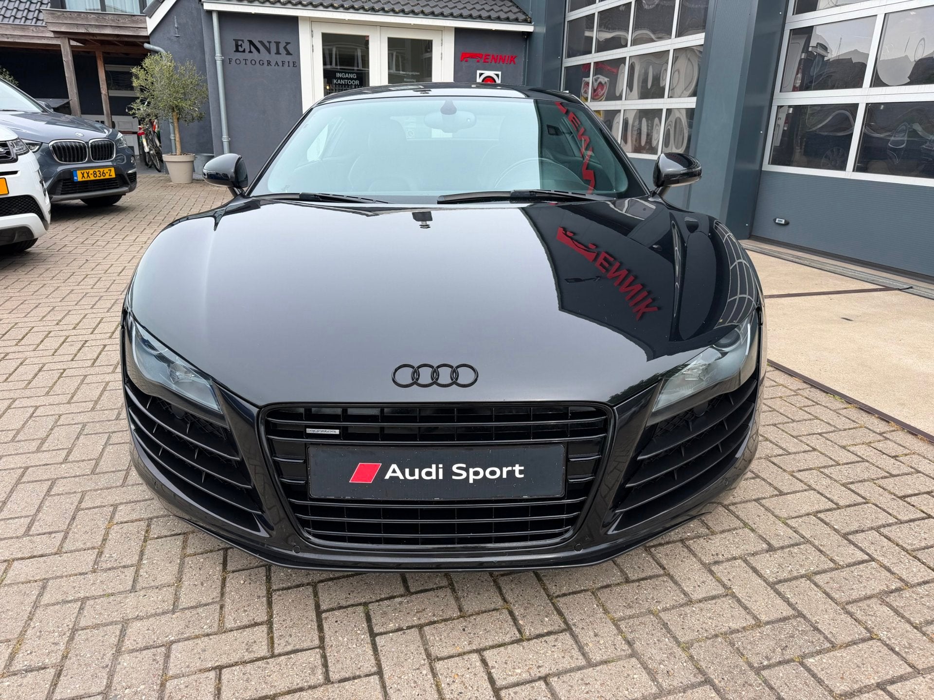 Audi R8 4.2 V8 FSI Quattro / Carbon / B&O / Alcantara / incl, Auto's, Audi, Dealer onderhouden, Gebruikt, Zwart, Leder