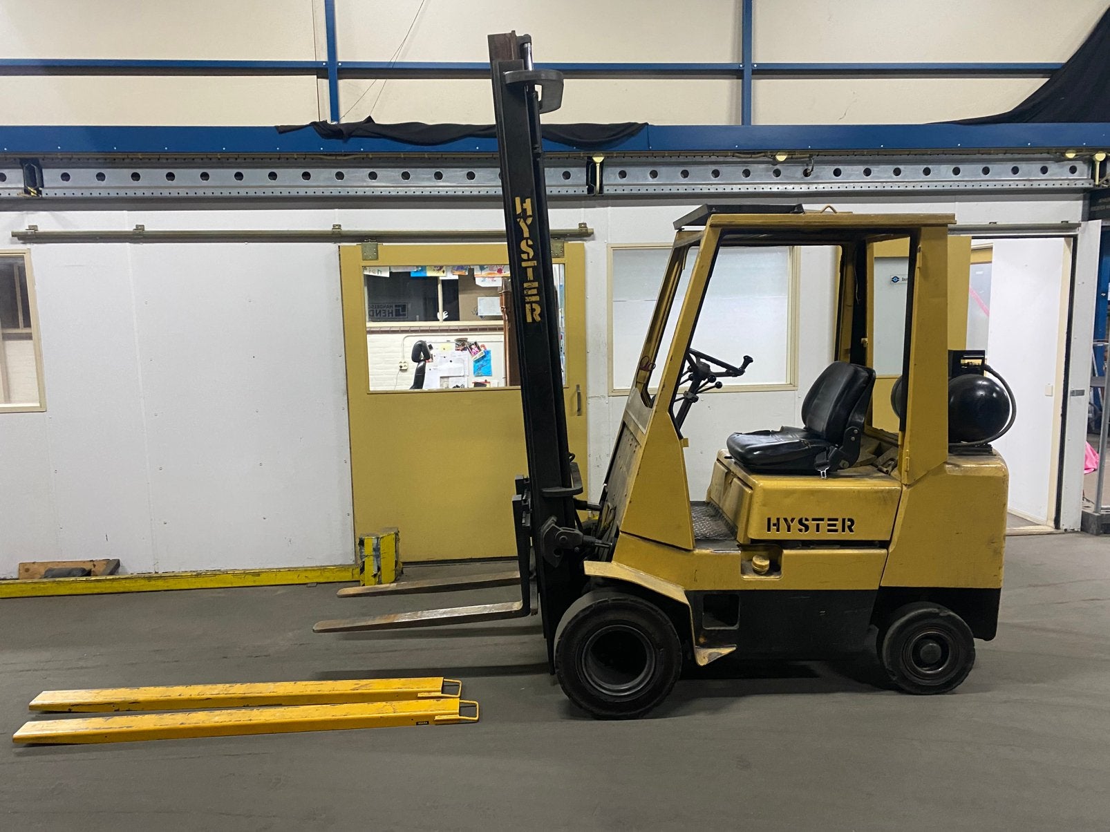 Hyster gas heftruck, Zakelijke goederen, Machines en Bouw | Heftrucks en Intern transport, Ophalen, LPG, Heftruck