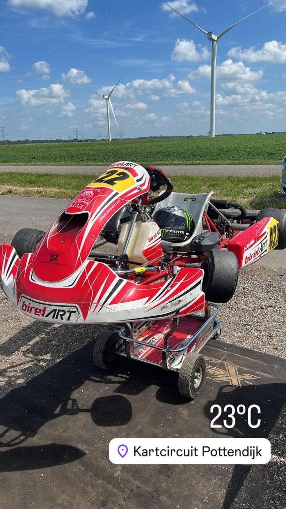 BirelART S15 (2022) + Rotax Max EVO (125cc) aangeboden, Ophalen, Gebruikt, Kart