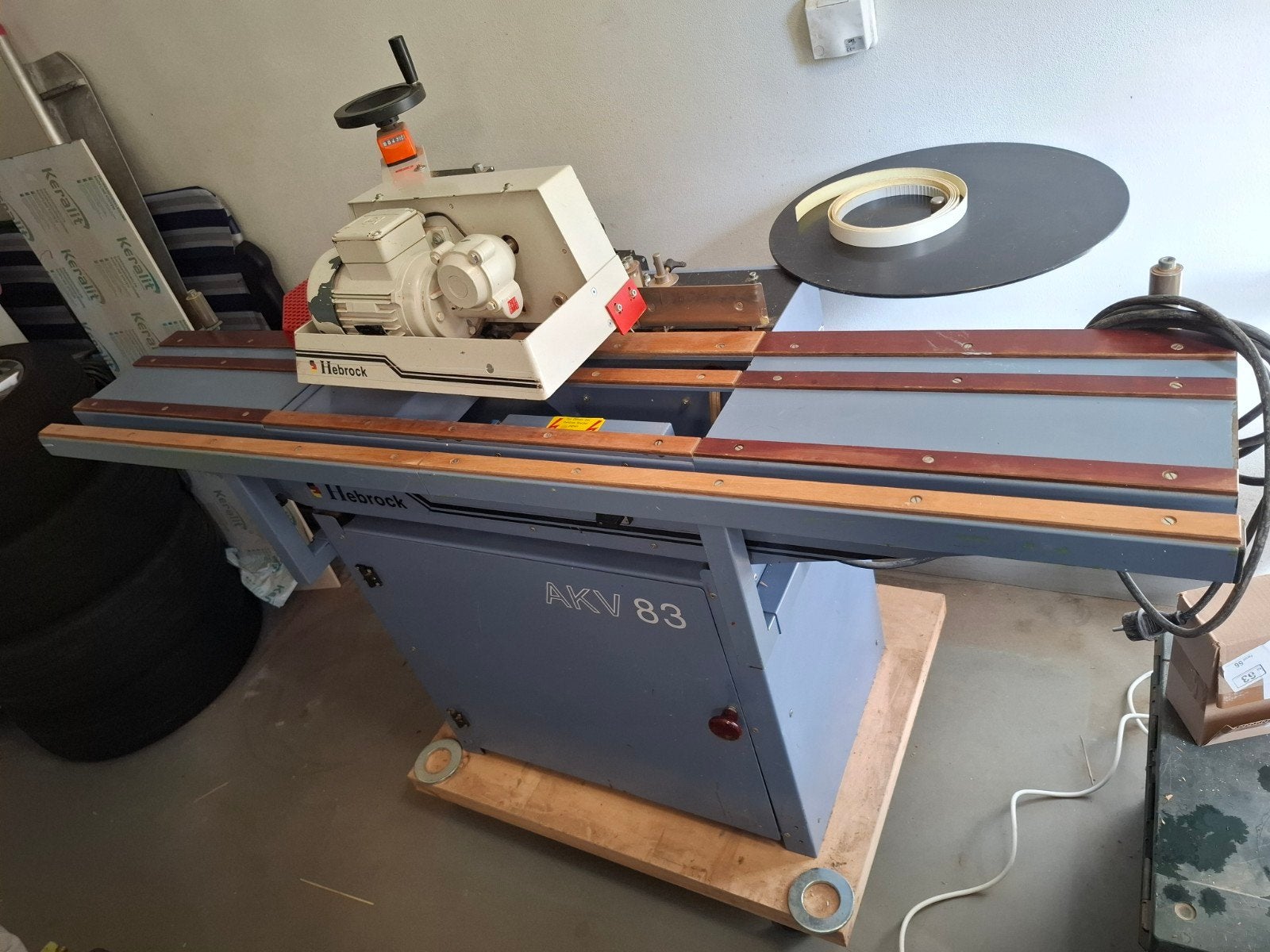 HeBrock AKV 83 kantenlijmer - Bouwjaar 1996, Ophalen of Verzenden
