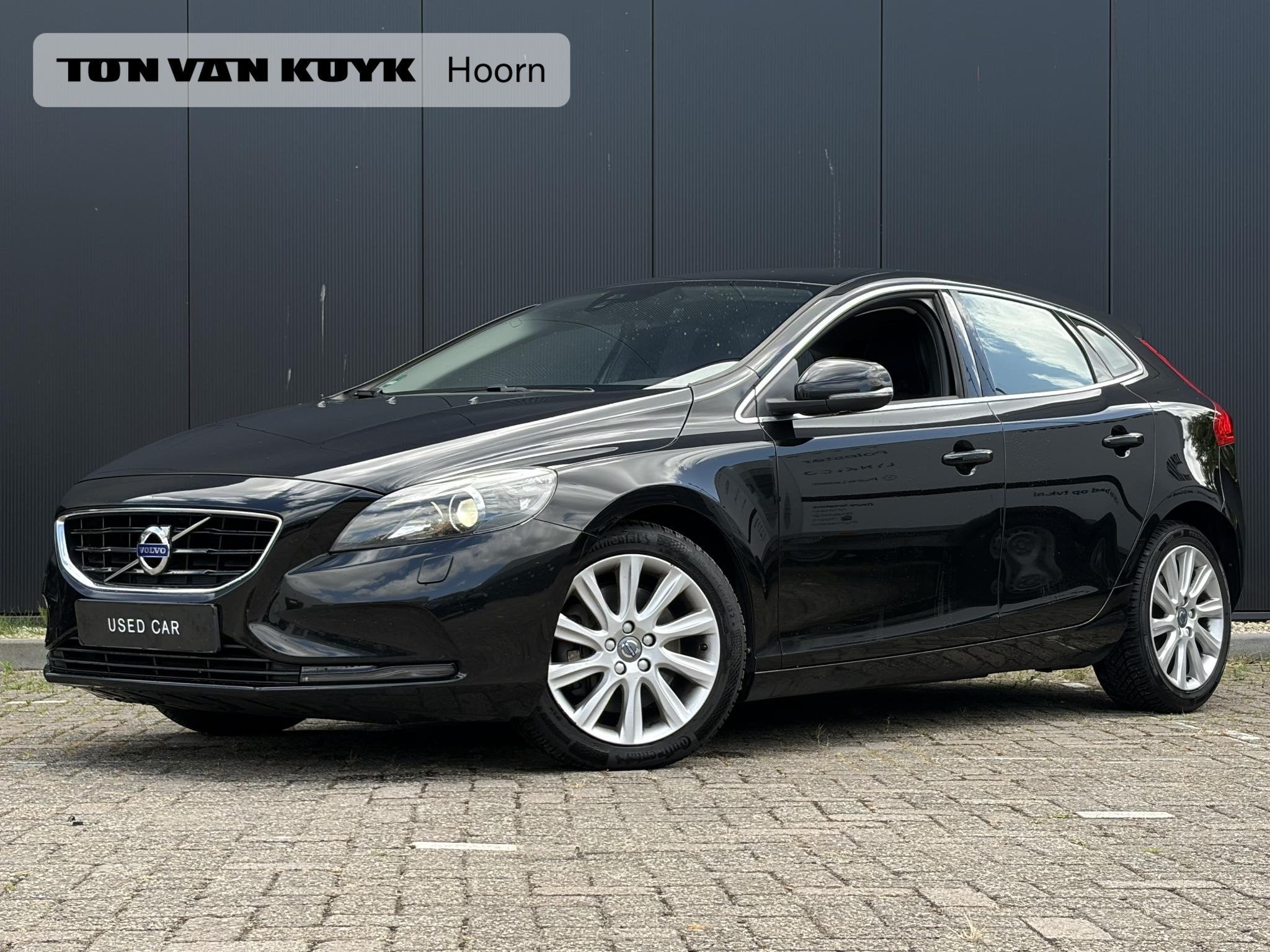 Volvo V40 1.5 T3 Momentum Stoelverwarming / Trekhaak / BT-Au