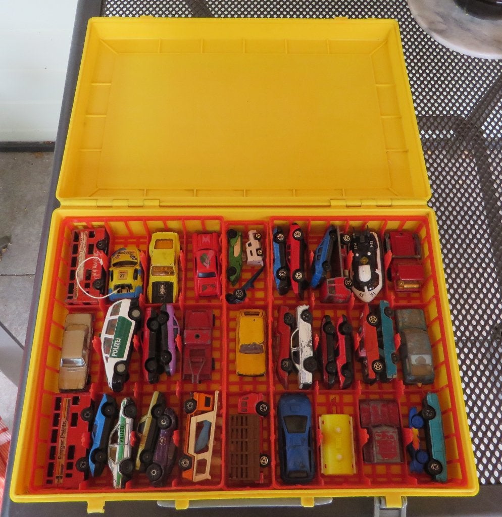 Realtoy Auto verzamelkoffer Carry Case met 38 modellen, Ophalen of Verzenden, Gebruikt, Auto