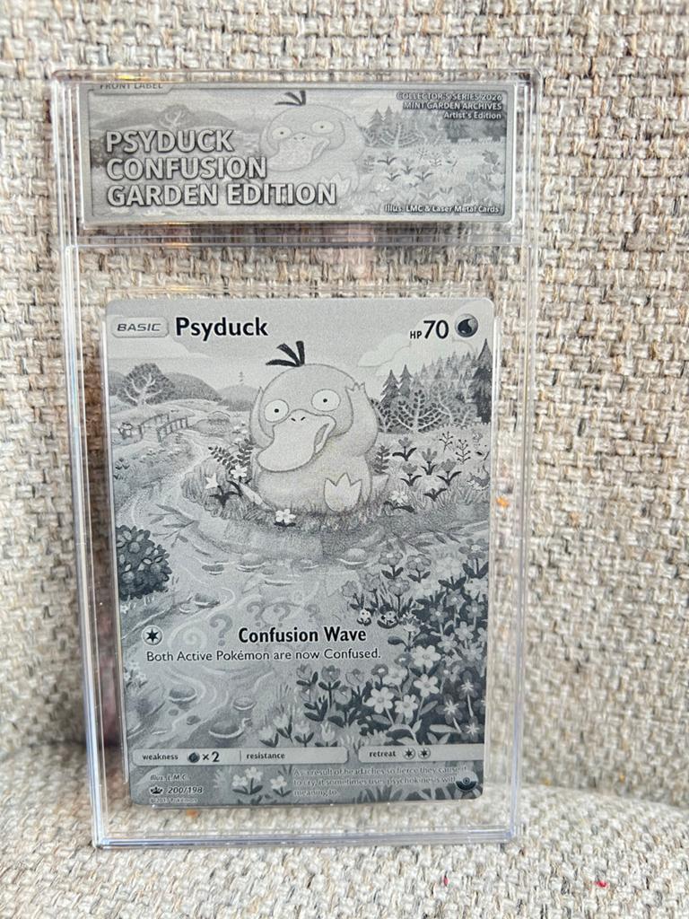 Metalen  Gegraveerde Pokémon Psyduck Kaart, Ophalen of Verzenden, Nieuw, Losse kaart