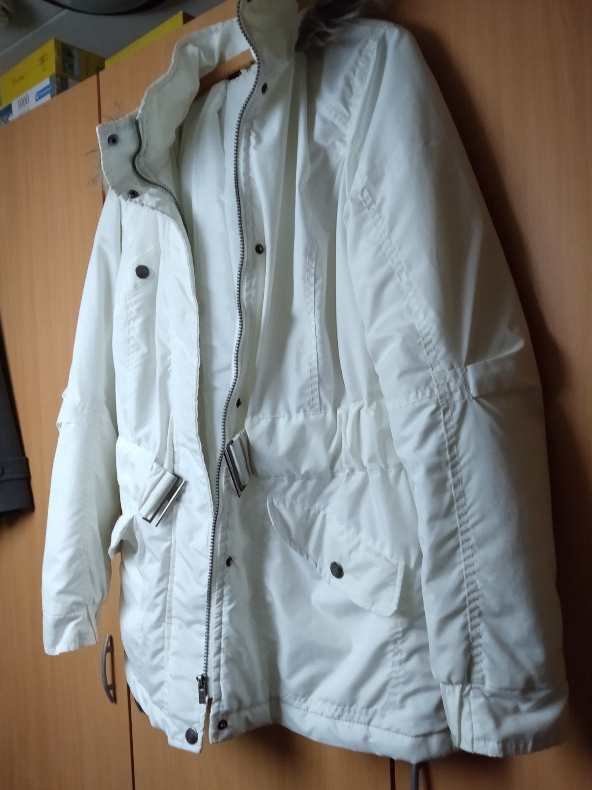 jas met capuchon, Ophalen of Verzenden, Zo goed als nieuw, Maat 38/40 (M)