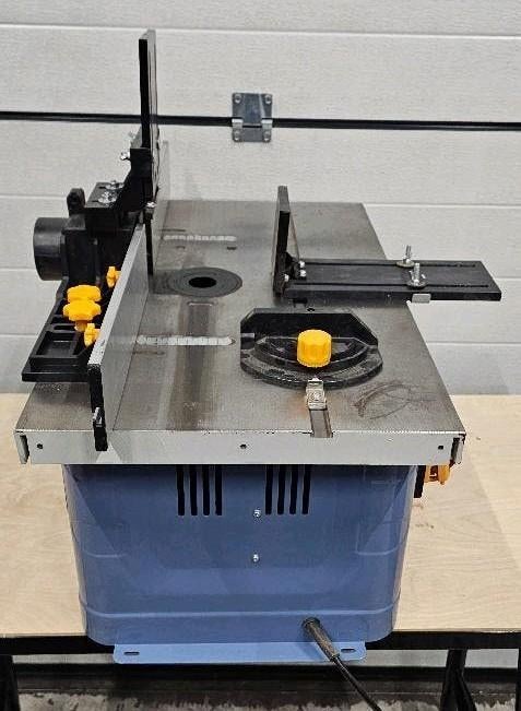 HBM 40 Hout freesmachine - Houtfreesmachine 230 Volt, Ophalen of Verzenden, Zo goed als nieuw, 1200 watt of meer, Overige typen