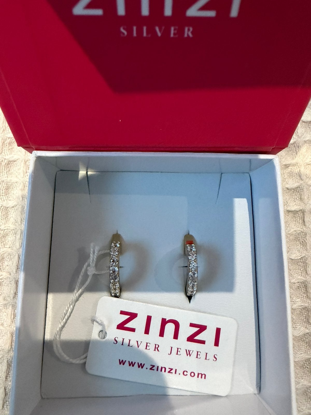 Zinzi goudkleurige hartjes oorringen met zirkonia, Sieraden, Tassen en Uiterlijk, Oorbellen, Ophalen of Verzenden, Nieuw, Goud