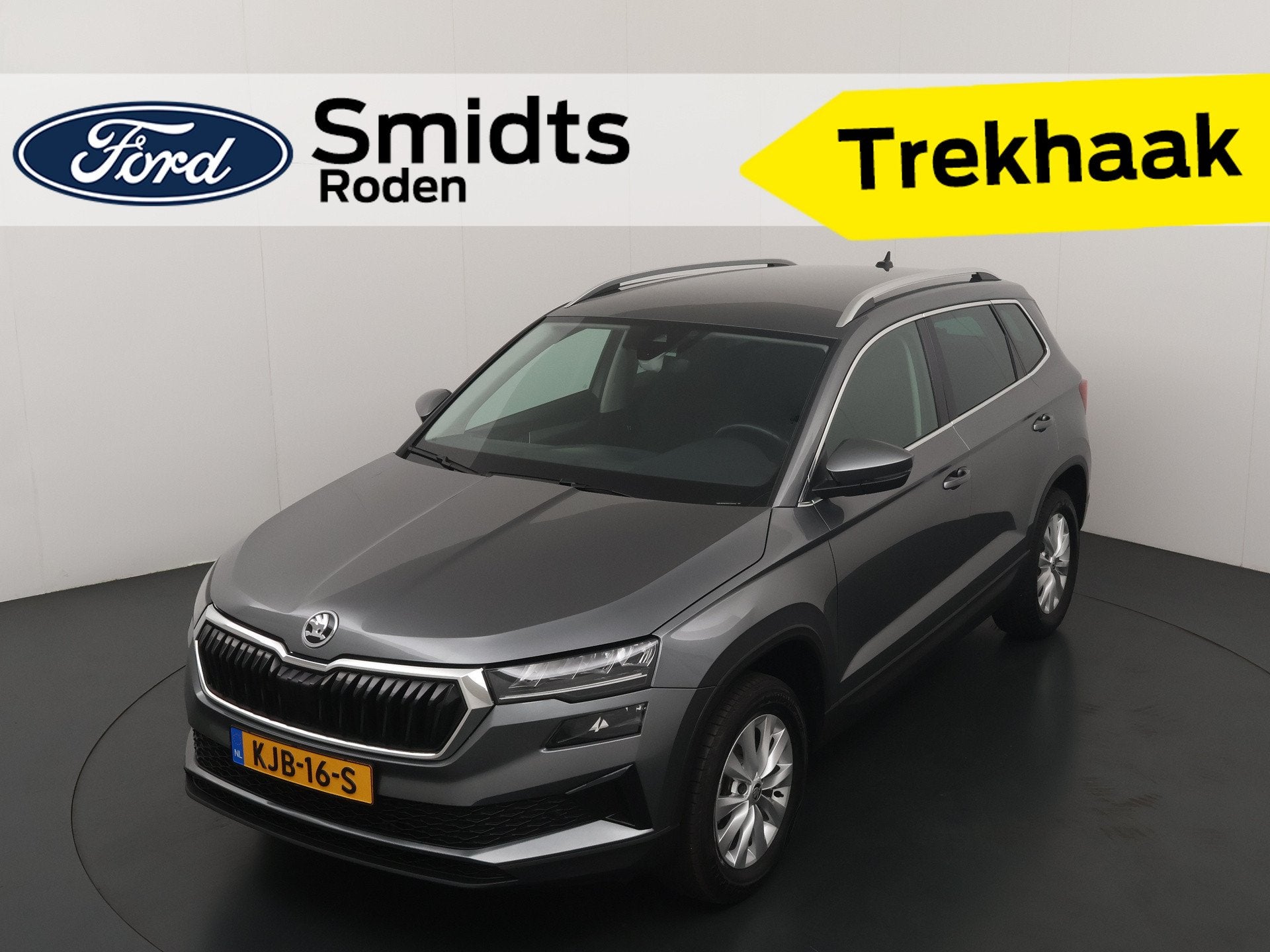 Skoda Karoq 1.5 TSI ACT Business Edition | Trekhaak | Camera