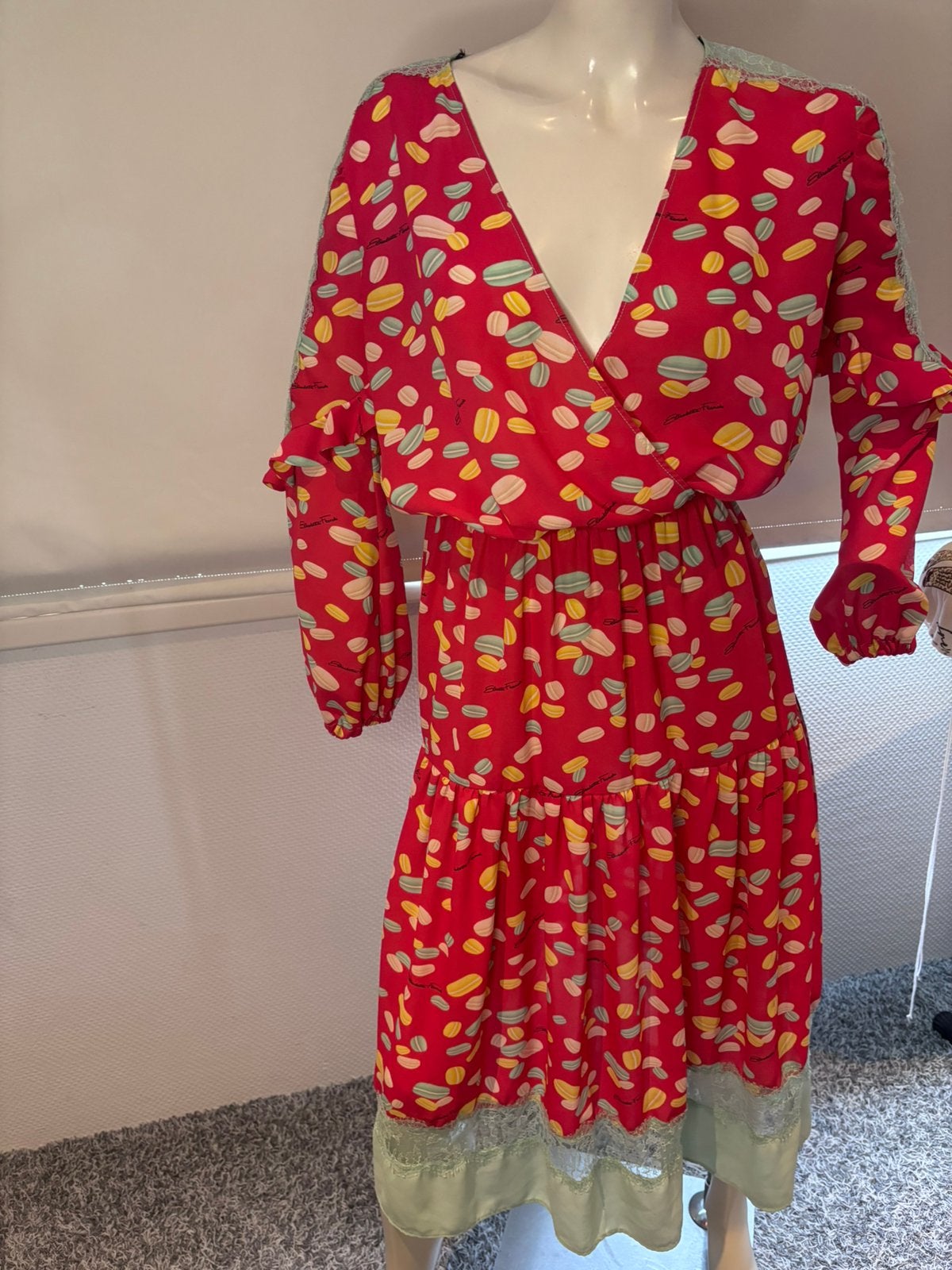 Elisabetta franchi jurk met kant maat it 40 Nl 36, Kleding | Dames, Jurken, Meerkleurig, ., Ophalen of Verzenden, Zo goed als nieuw