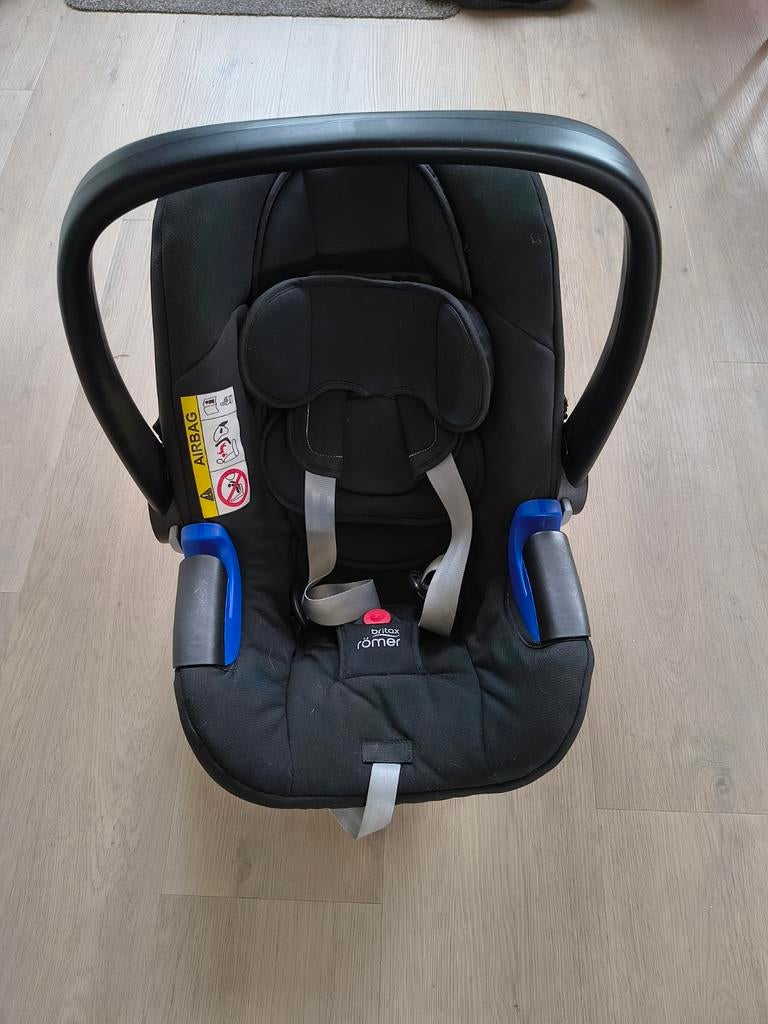 Britax Romer BabySafe Isize autostoeltje + base, Ophalen
