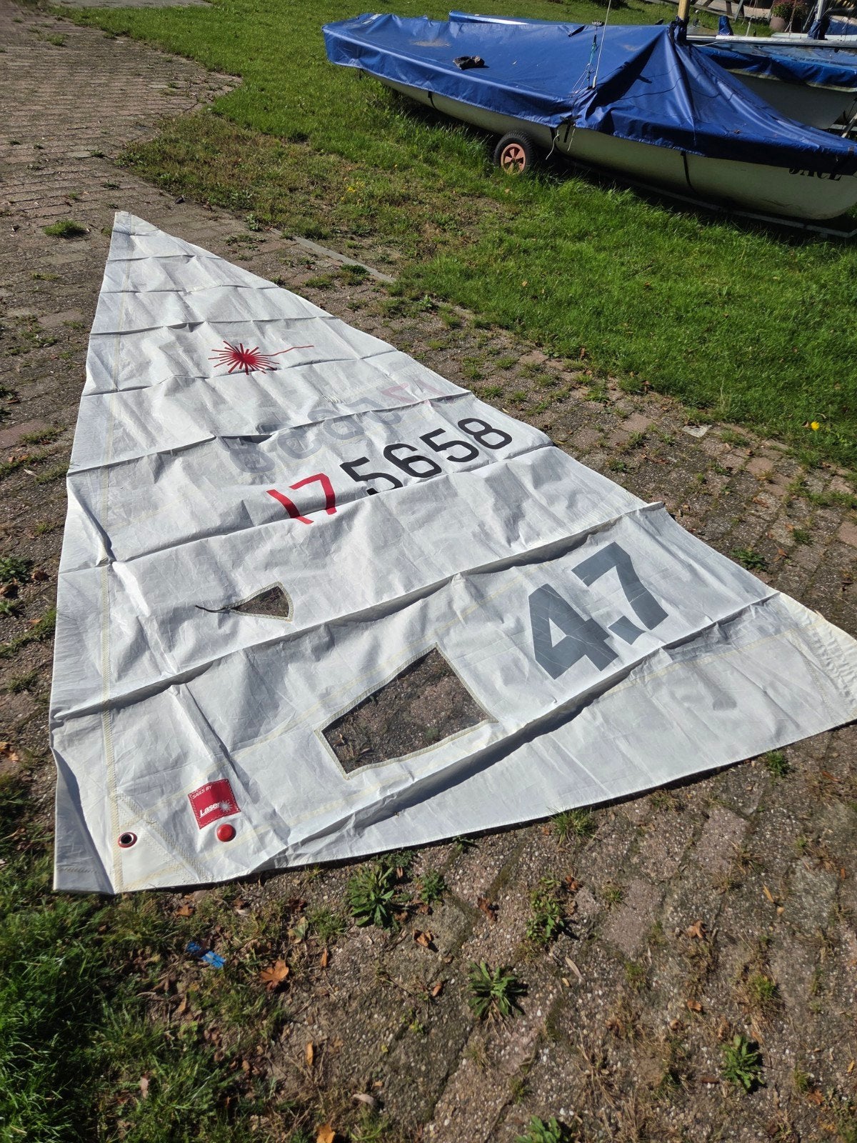 Laser 4.7 zeil - goede staat, Ophalen of Verzenden, Gebruikt, Grootzeil, Minder dan 15 m²