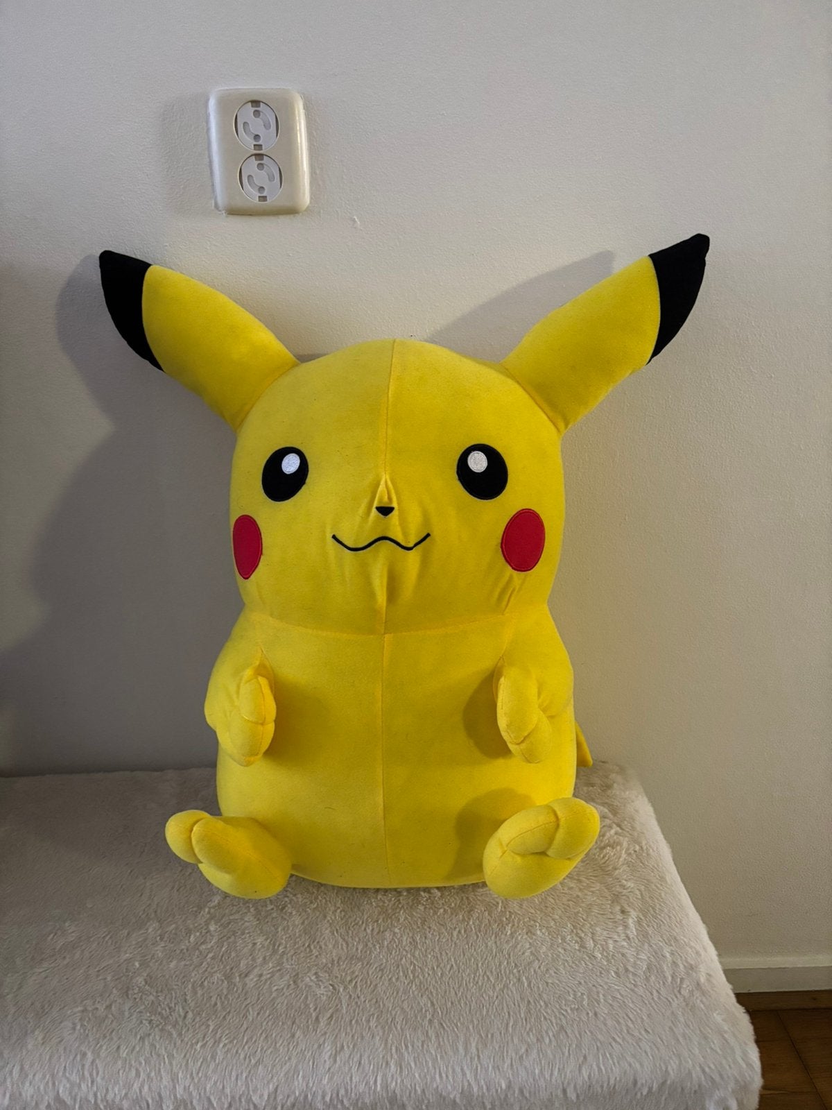 Grote pikachu knuffel 60CM, Kinderen en Baby's, Speelgoed | Knuffels en Pluche, Ophalen, Zo goed als nieuw, Overige typen