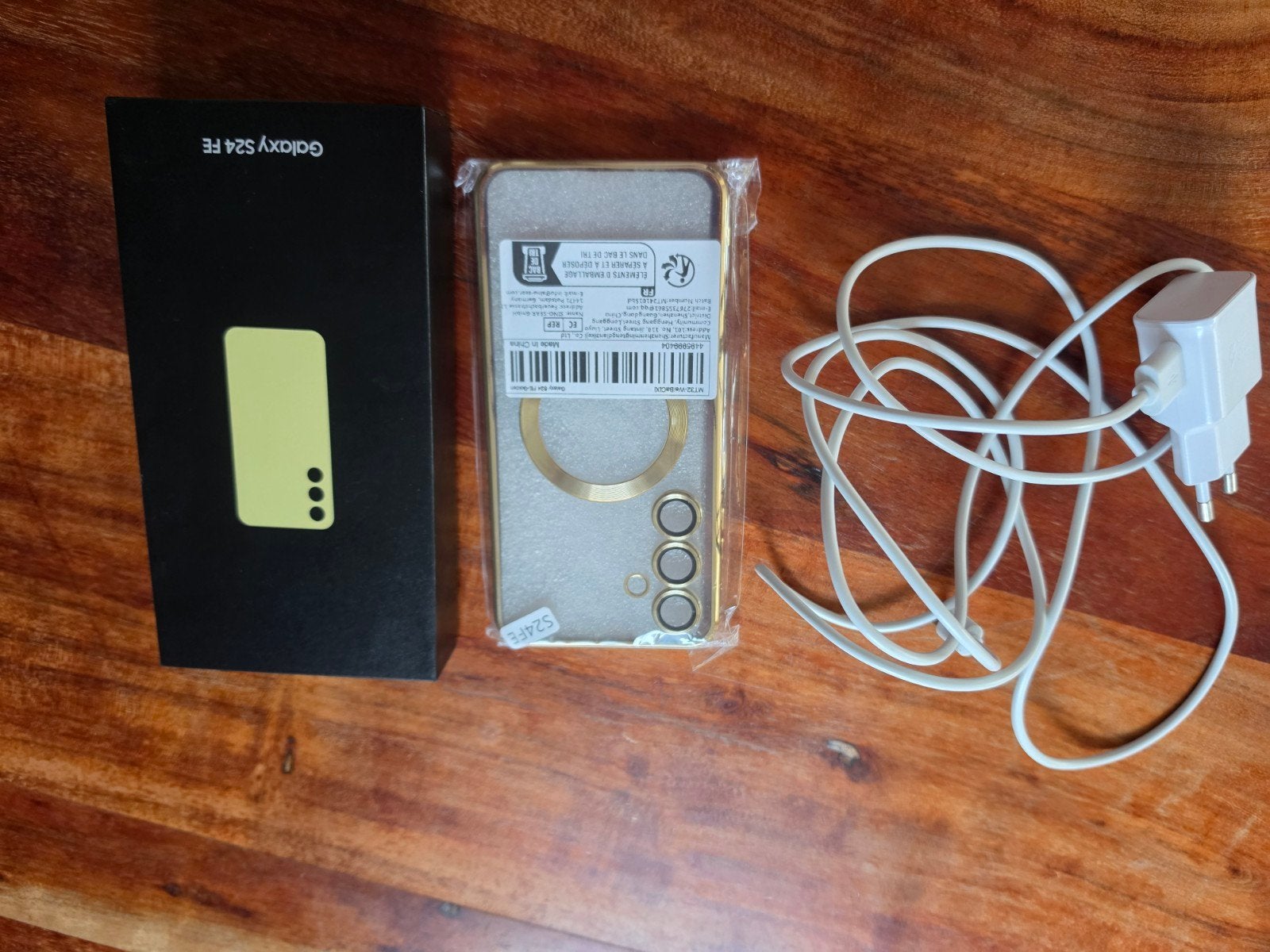 Foto 3 van Samsung Galaxy S24 FE
