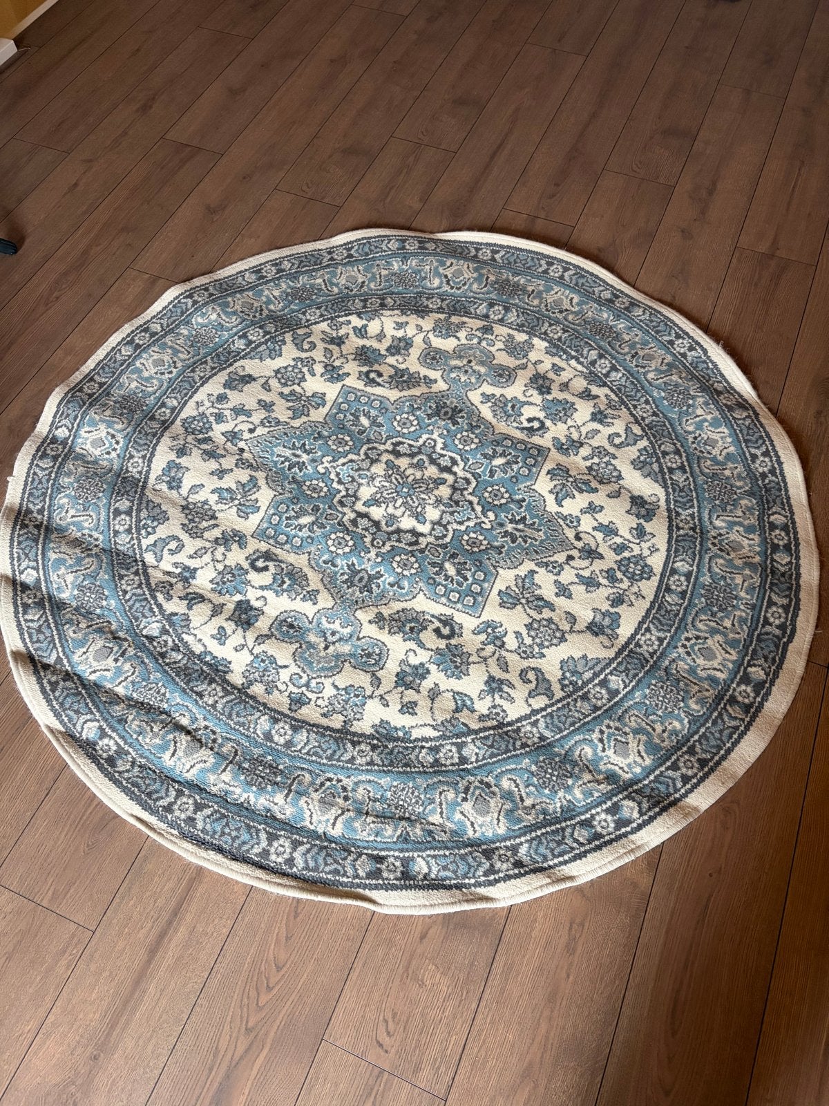 Rond vloerkleed met blauw-wit patroon, Huis en Inrichting, Ophalen, Gebruikt, 100 tot 150 cm, Blauw