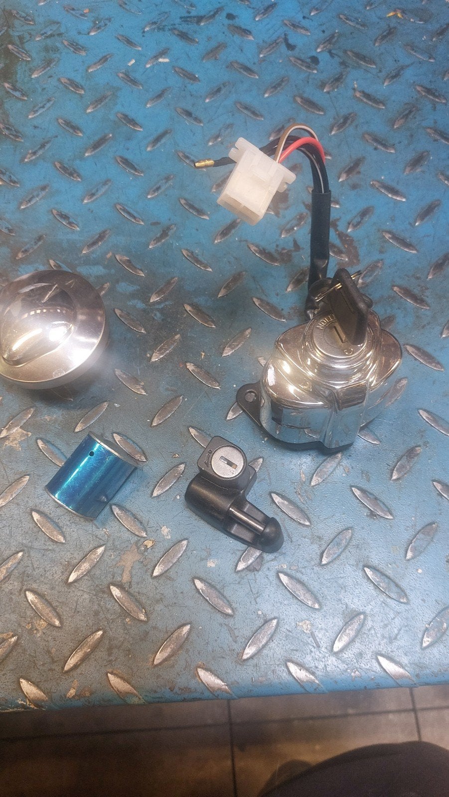 Contactslot set met tankdop en buddy slot, Ophalen of Verzenden, Gebruikt