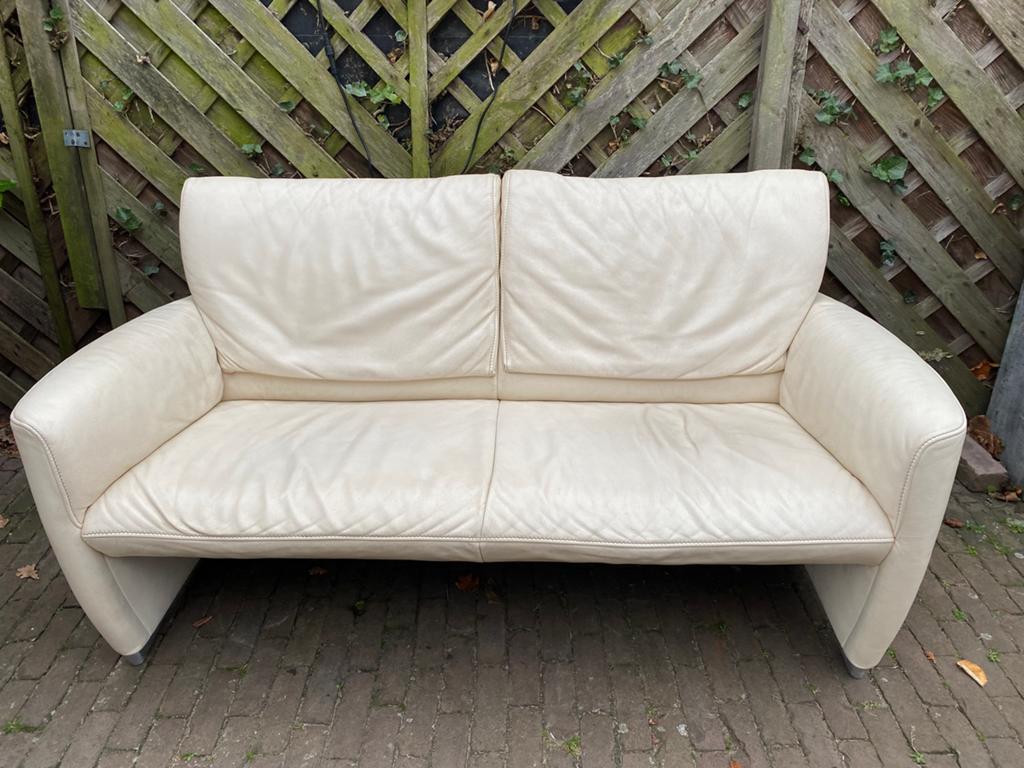 Jori 2 zitter en 1 zits. Wit leder rug verstelbaarTypeJR3250, Ophalen, Gebruikt, Tweepersoons, Rechte bank