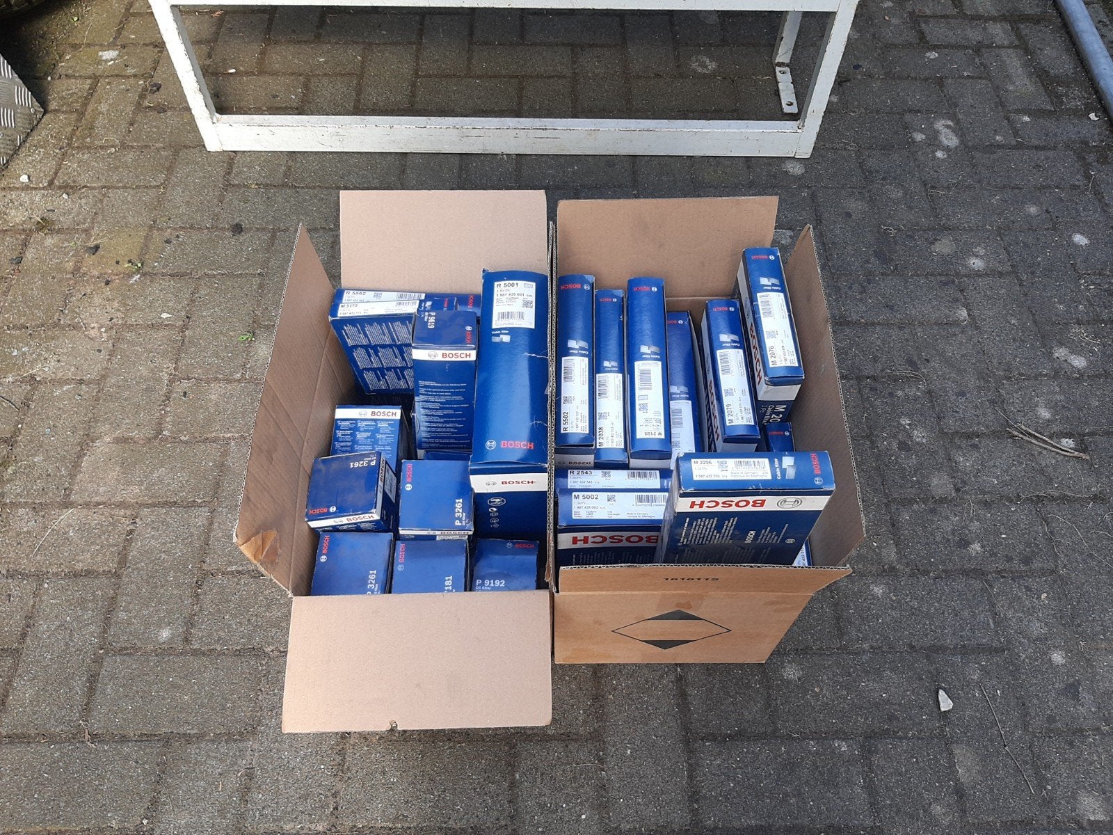 Bosch oliefilters interieurfilters partij, ca 28 stuk, Auto-onderdelen, Ophalen, Nieuw, Renault