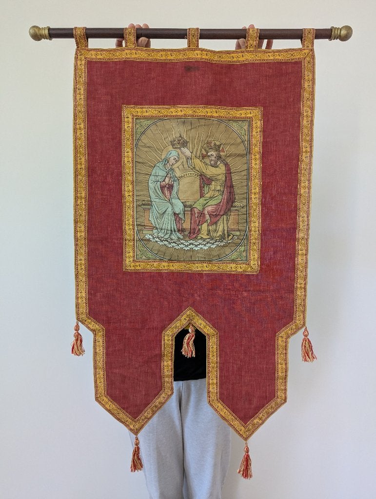 Antiek rood processievaandel Kroning van Maria (ca. 100 cm), Ophalen of Verzenden
