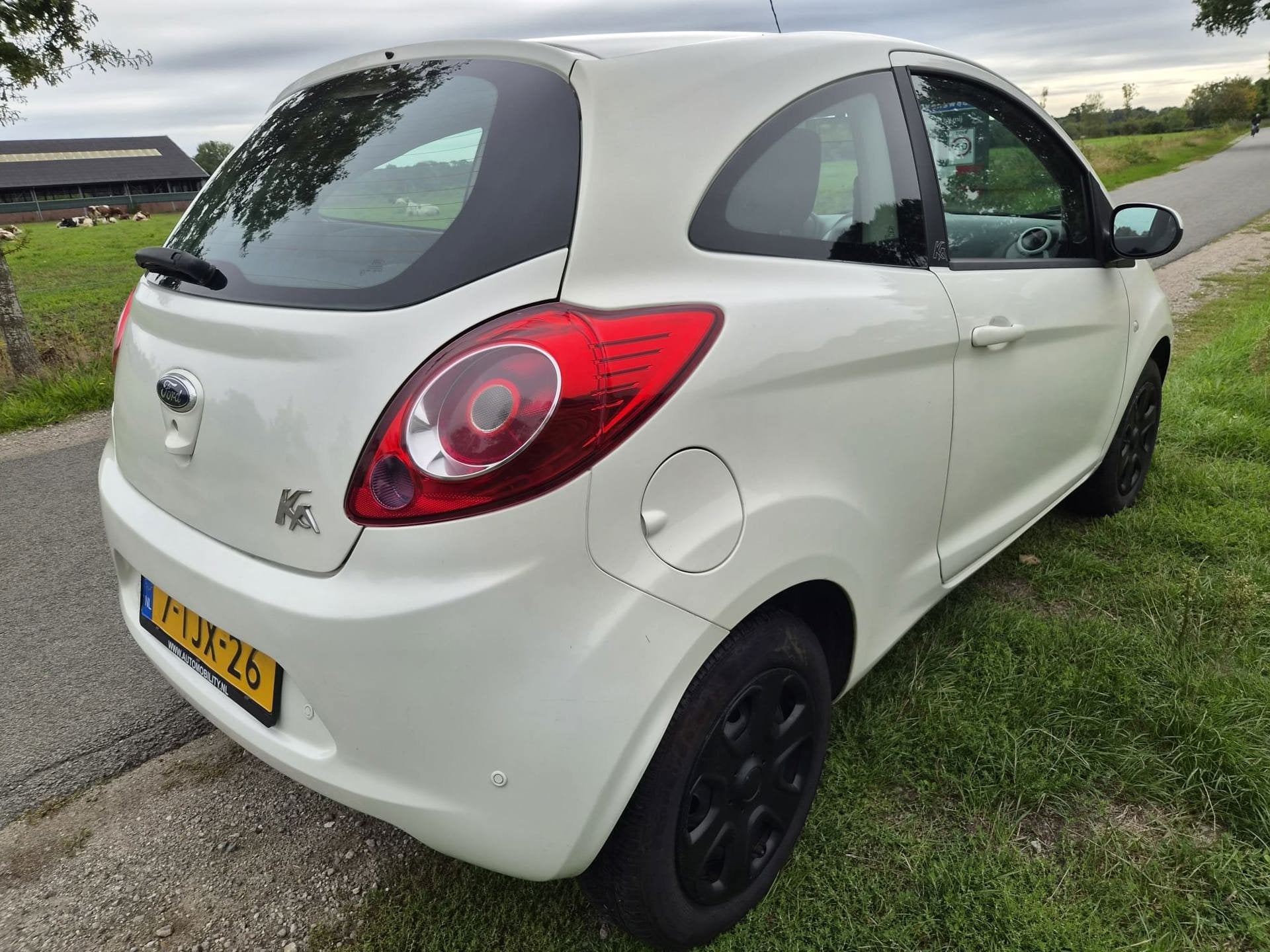 Ford Ka 1.2 Style start/stop airco rijd kei goed, Voorwielaandrijving, Stof, Gebruikt, 4 cilinders