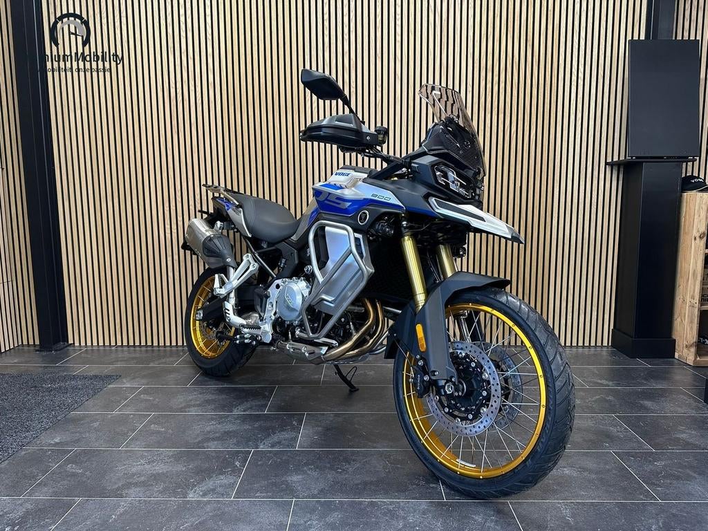 VOGE DS900X (ZILVER/BLAUW), Motorrijbewijs A, Bedrijf, Onbekend, Meer dan 35 kW