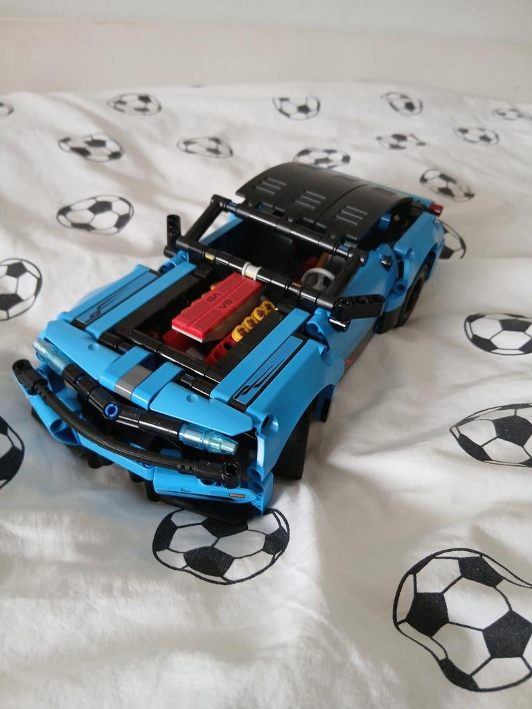 Mooie technic lego auto (42098), Zo goed als nieuw, Auto onroad, RTR (Ready to Run), Overige schalen