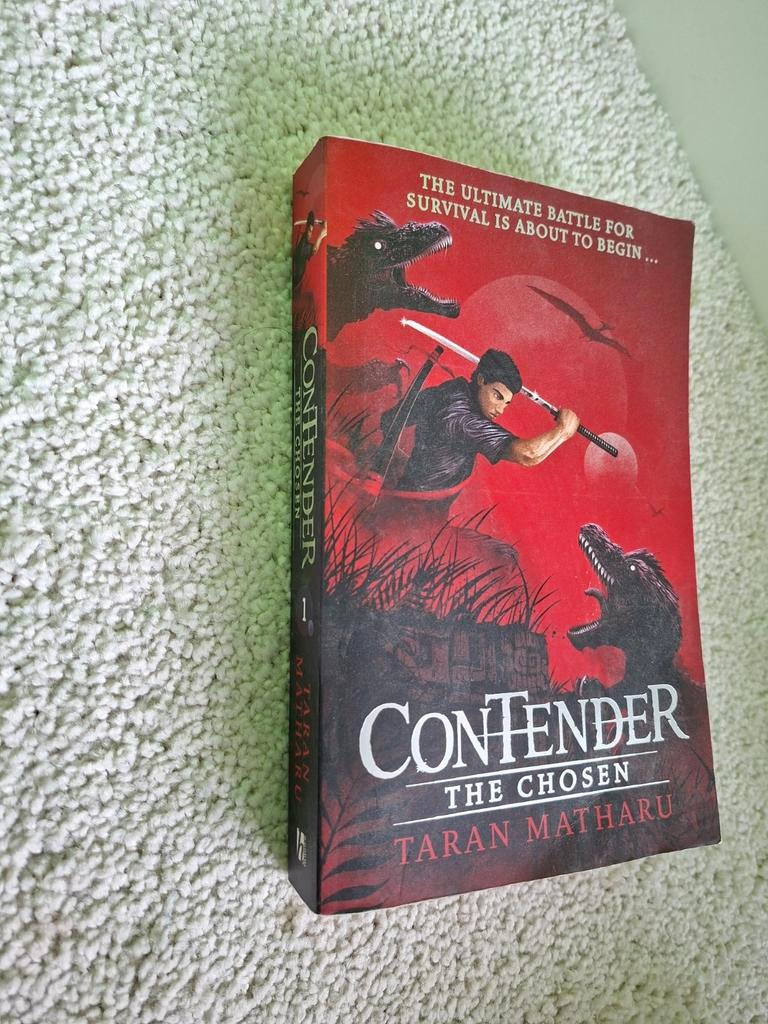 Taran Matharu - contender the chosen (engelstalig), Ophalen of Verzenden, Gelezen