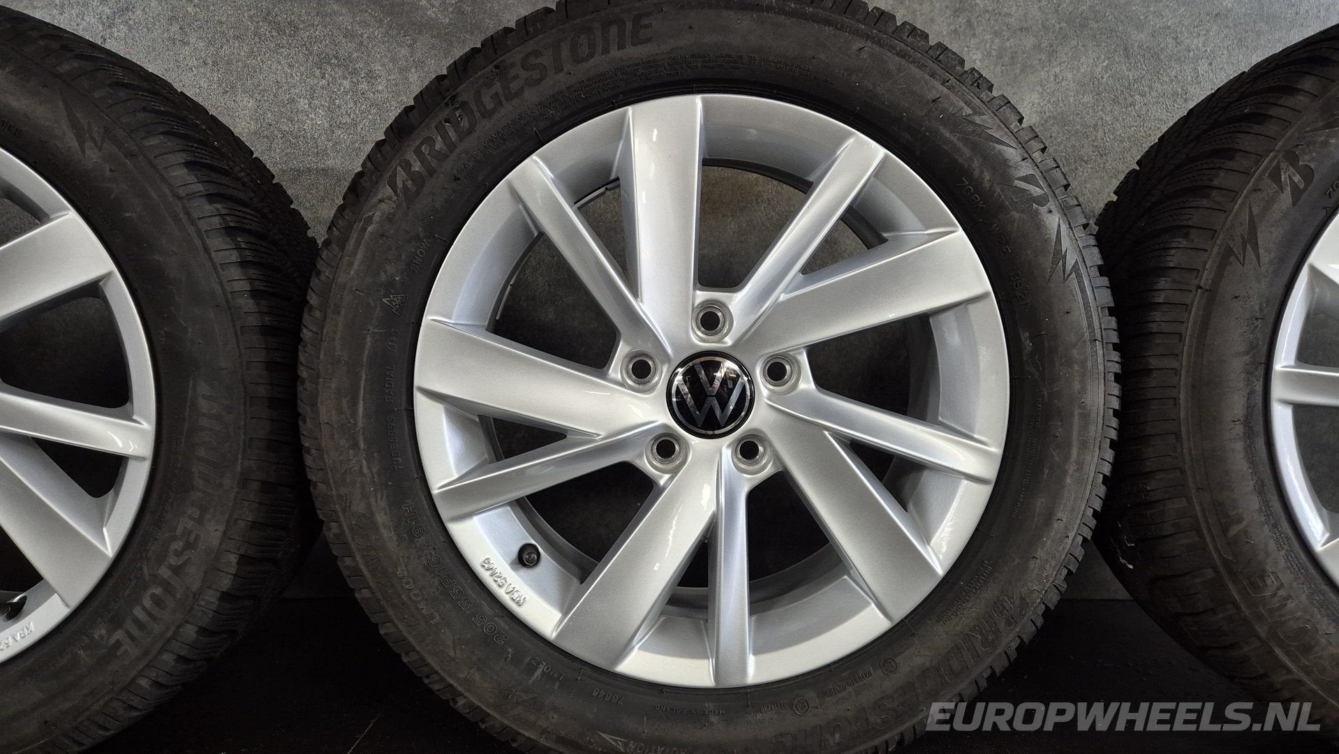 16 inch VW Gavia velgen Golf 5 6 7 8 winterbanden, Auto-onderdelen, Banden en Velgen, Gebruikt, -, Banden en Velgen, -