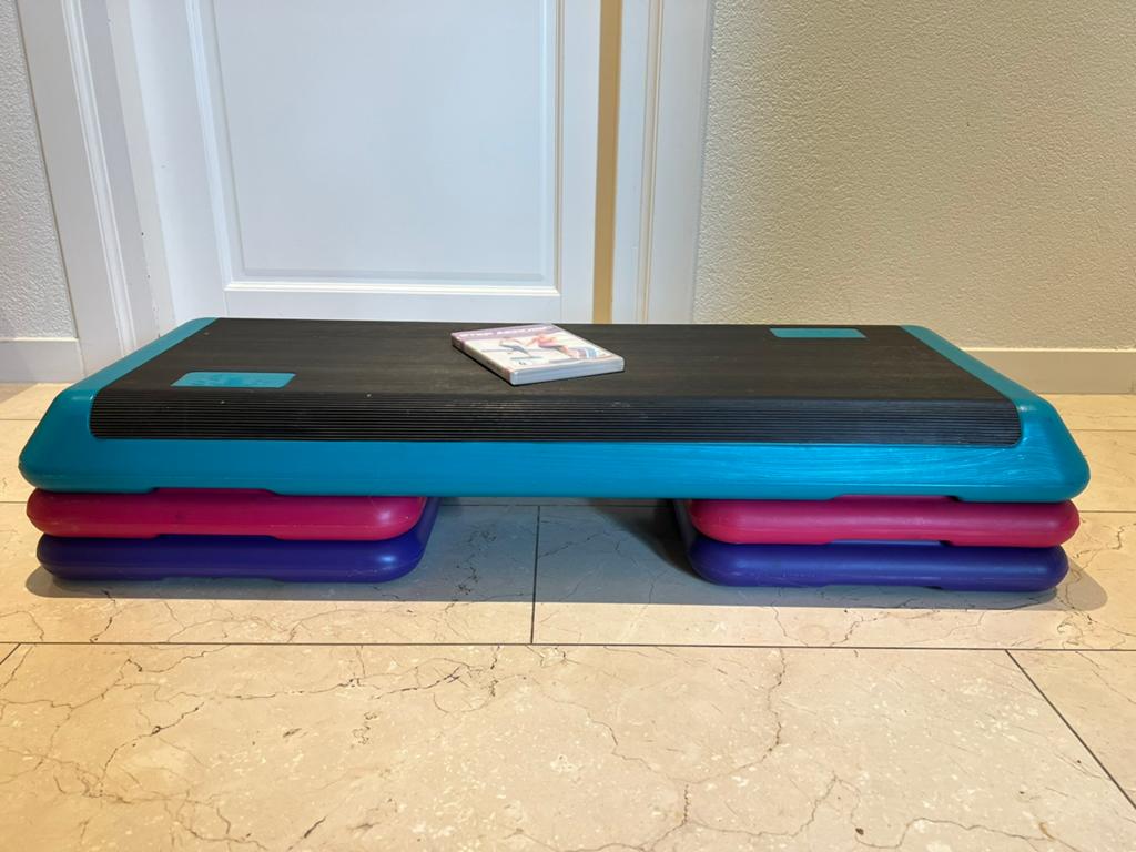 Aerobic step-platform, Sport en Fitness, Fitnessmaterialen, Ophalen, Gebruikt, Stepbank