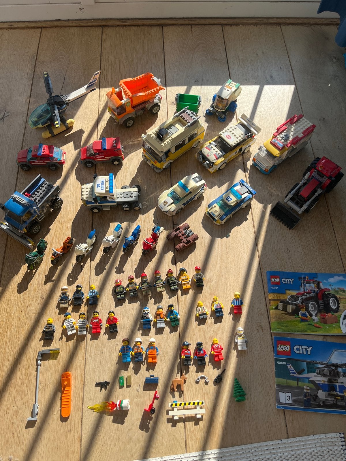 Grote collectie LEGO City voertuigen en figuren, Lego, Ophalen of Verzenden, Complete set, City