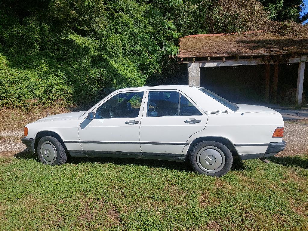 Mercedes-Benz Mercedes 1984 Wit, Auto's, Mercedes-Benz, Particulier, 190-Serie, Benzine, Euro 1, Sedan, Handgeschakeld, Geïmporteerd