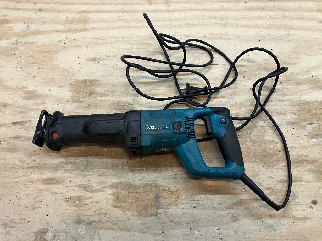 makita reciprozaag, metabo decoupeerzaag 230V, Gebruikt, 70 mm of meer, 600 tot 1200 watt, Ophalen of Verzenden