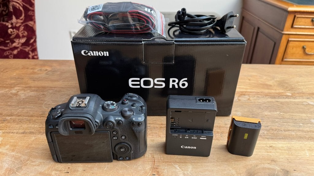 Canon R6 Body als 2e Camera gebruikt, Ophalen, Zo goed als nieuw, Canon, Geen optische zoom