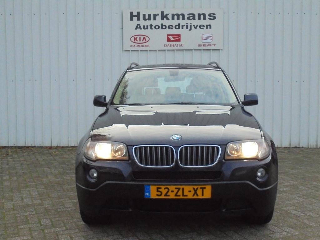 BMW X3 2.5 SI AUTOMAAT NL-AUTO YOUNGTIMER LEER, Automaat, 1730 kg, 2497 cc, Blauw