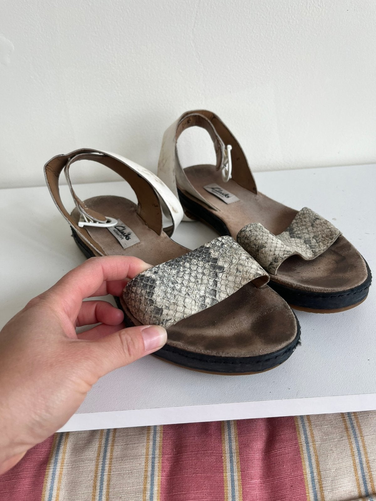 Sandalen slangenleer Clarks, Verzenden, Gedragen, Sandalen of Muiltjes