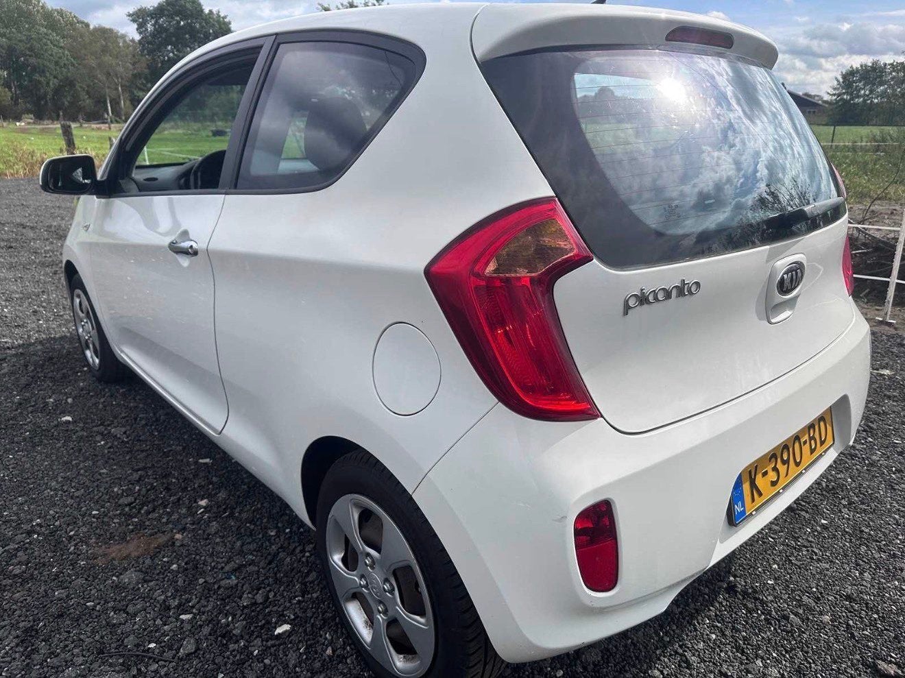 Kia Picanto 1.0 Cvvt 3-DRS 2015 Wit, Voorwielaandrijving, 400 kg, Wit, 24 km/l