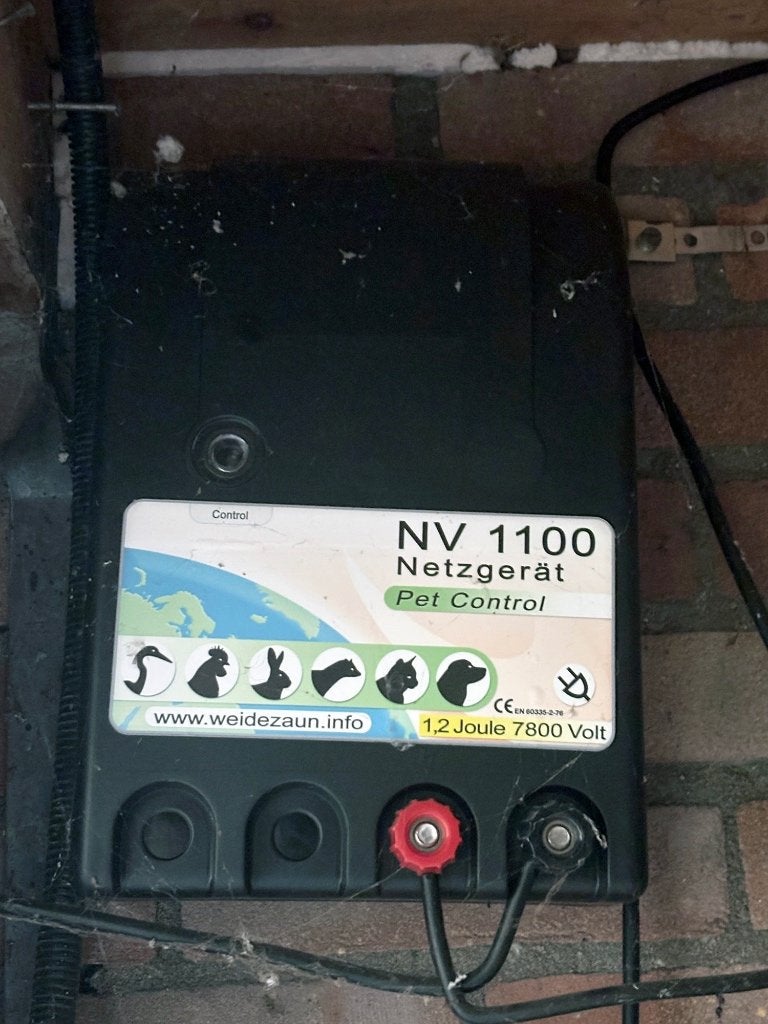 Netzgerät Pet Control NV 1100 – schrikdraadapparaat 230V, Ophalen of Verzenden, Gebruikt, Hout, Overige typen