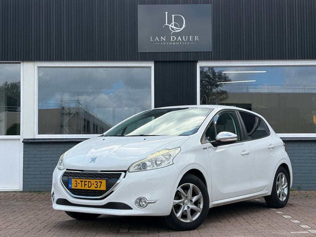 Peugeot 208 1.2 VTi Urban Soul / Airco / Cruise / Lage KMSTA, Auto's, Voorwielaandrijving, Euro 5, Parkeersensor, Gebruikt