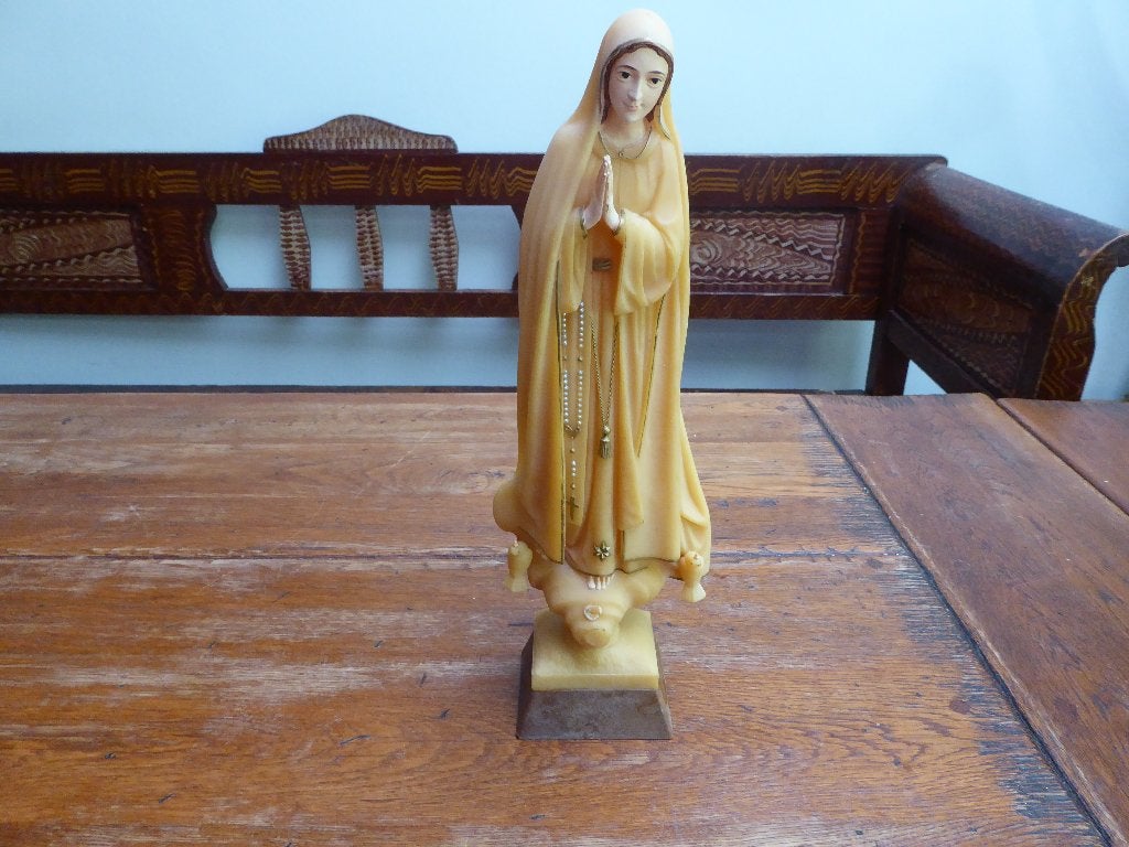 Mooi kunststoffen beeld van Maria van Fatima 35 cm., Ophalen of Verzenden