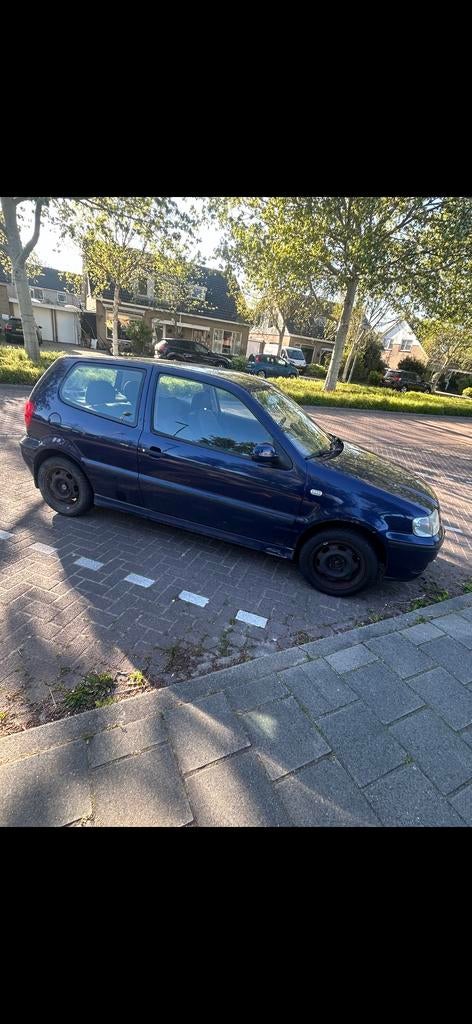 Volkswagen Polo - Ideaal voor onderdelen of export, Auto diversen, Schadeauto's, Handgeschakeld, Ophalen of Verzenden, Benzine