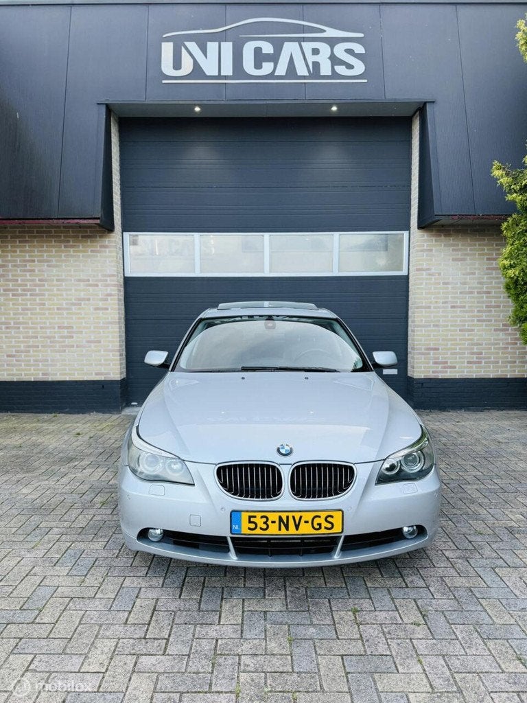 BMW 5-serie 545i high Executive|Leer|Navi|Opendak|STYLE 128, Automaat, Achterwielaandrijving, 8 cilinders, 2000 kg