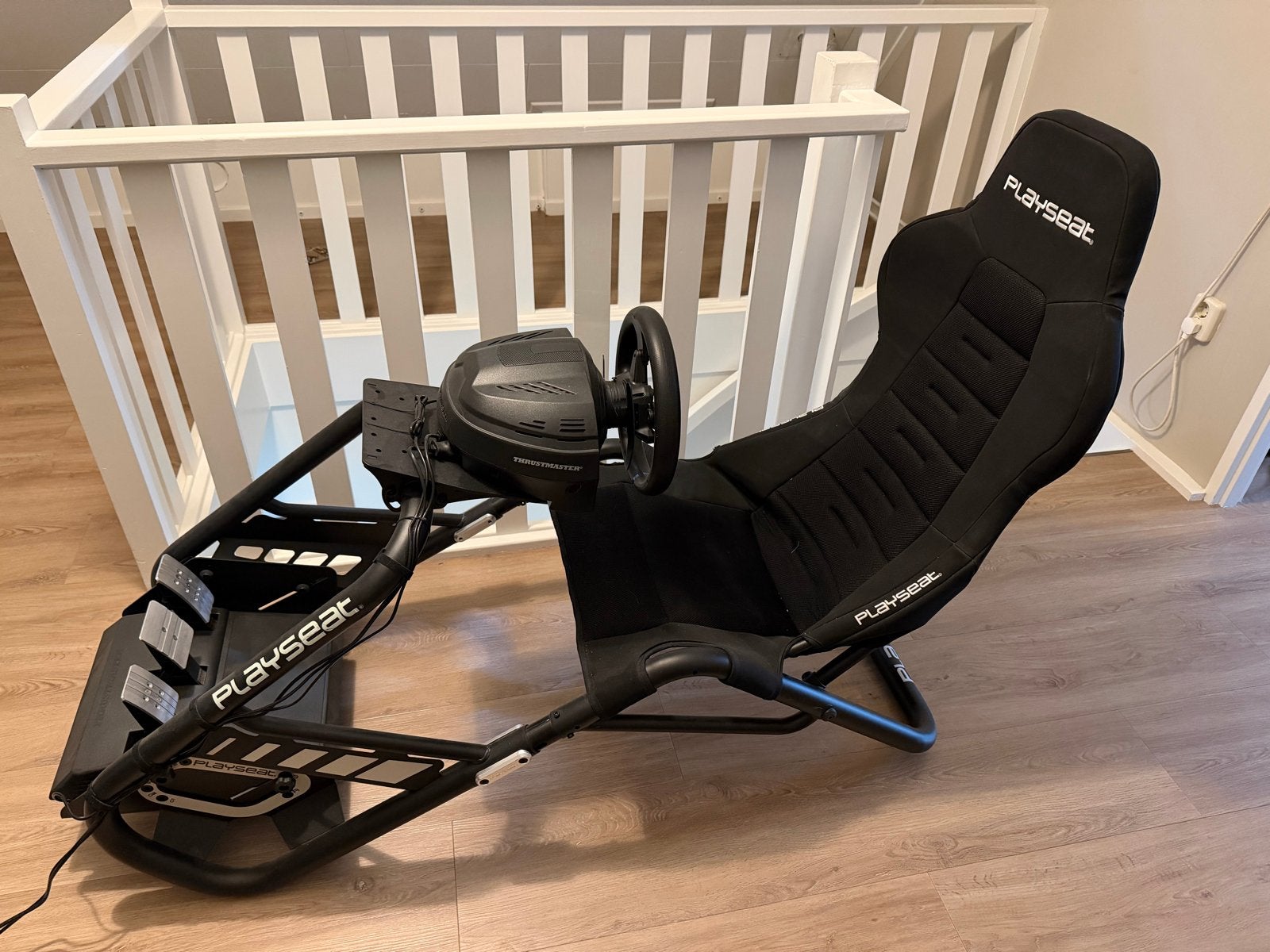 Playseat Trophy met Thrustmaster T300RS GT, Ophalen, Racestuur, Force feedback, Zo goed als nieuw