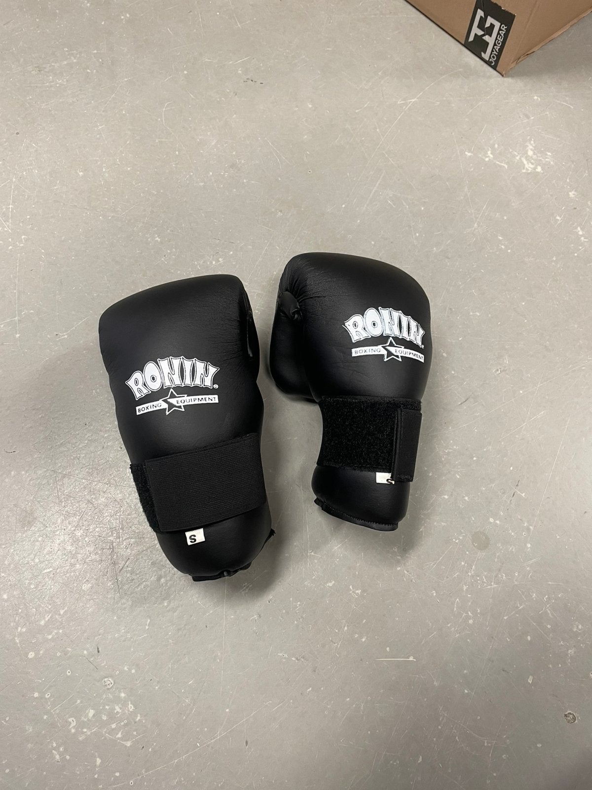 Nieuwe Ronin Karate Handschoenen - Zwart, Maat S, Ophalen of Verzenden, Nieuw, Overige