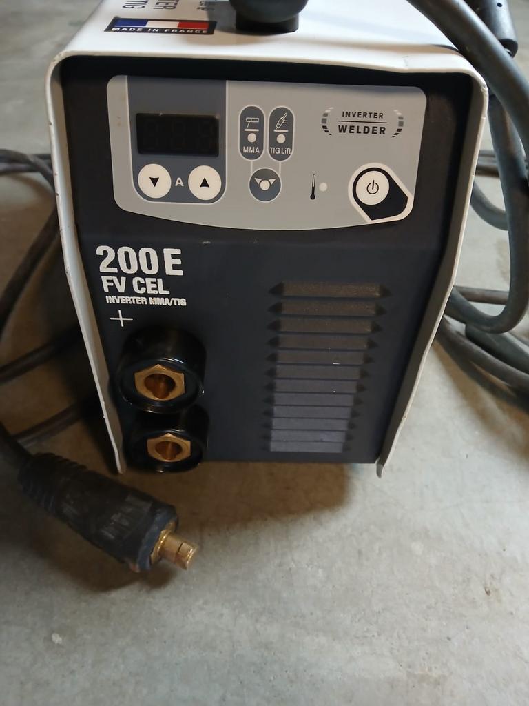 GYS Lasinverter 200A - Elektroden Lasapparaat, Ophalen of Verzenden, Zo goed als nieuw, 150 tot 250 ampère, Elektroden