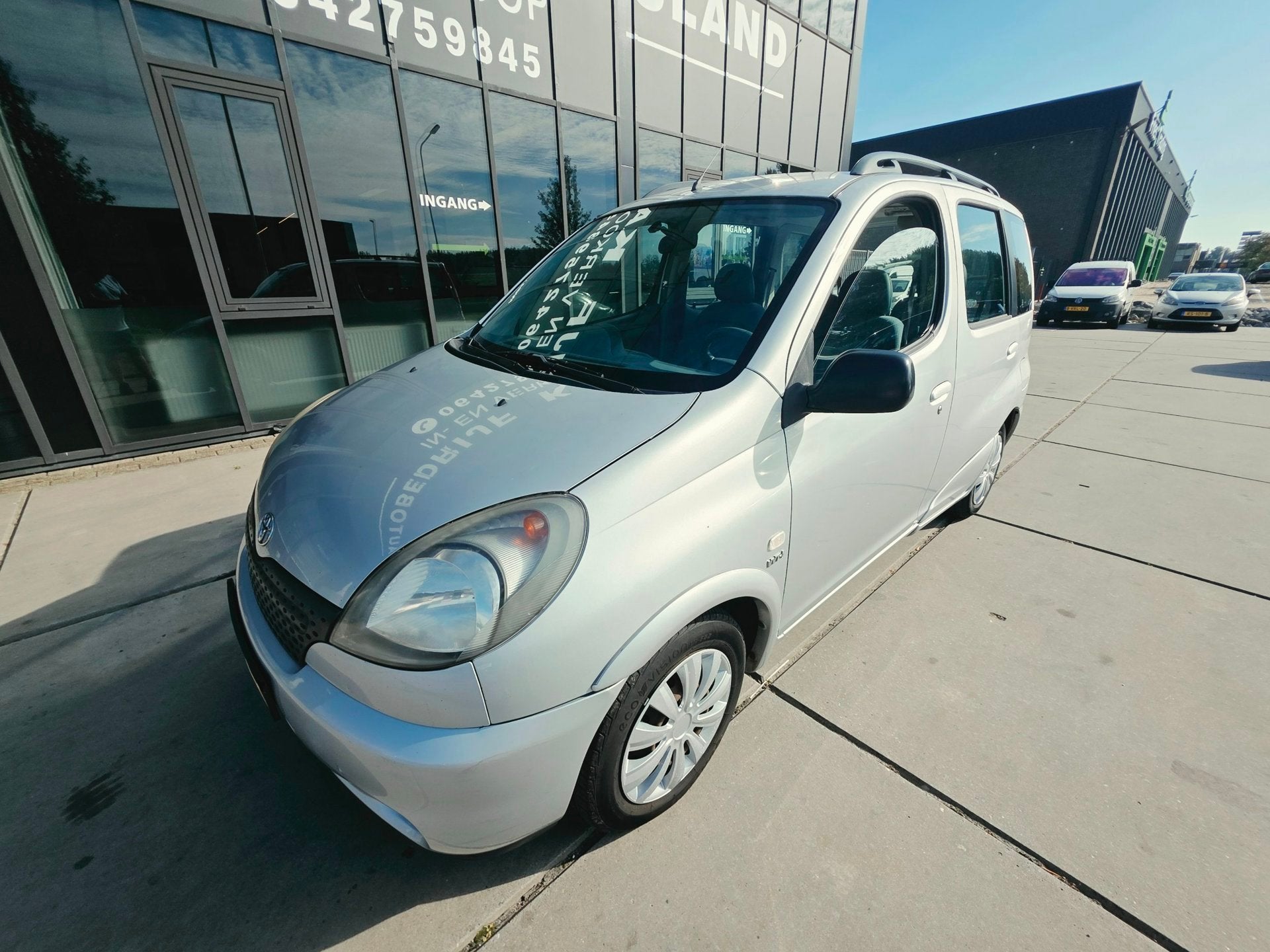 Foto 2 van Toyota Yaris Verso 1.3-16V VVT-i Luna - Airco - Hoogzitter -