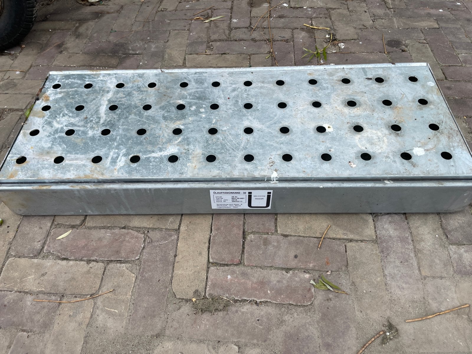 30 liter lekbak, Ophalen, Zo goed als nieuw