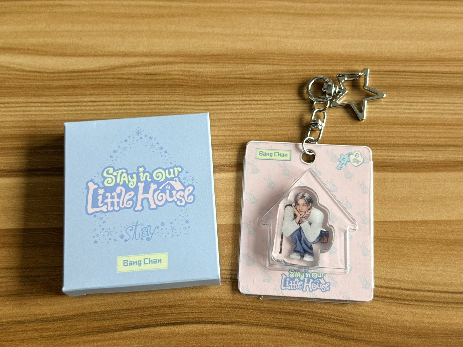 Stray Kids officieel Bang Chan merch stay in our little hou, Ophalen of Verzenden, Zo goed als nieuw, Foto of Kaart