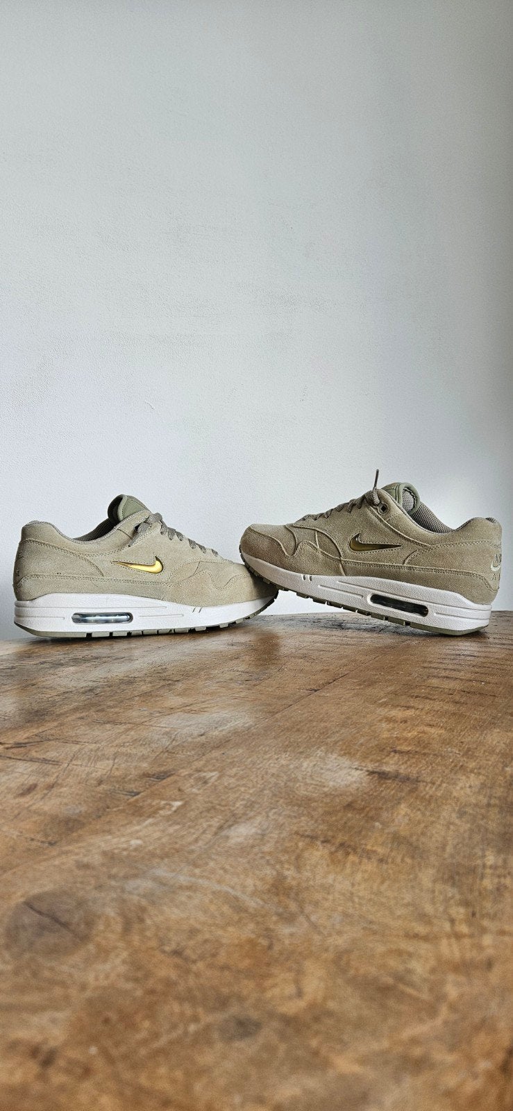 Nike Air Max 1 Premium SC Jewel 'Neutral Olive', Maat 42,5., Overige kleuren, Nike Air Max 1, Ophalen of Verzenden, Sneakers of Gympen