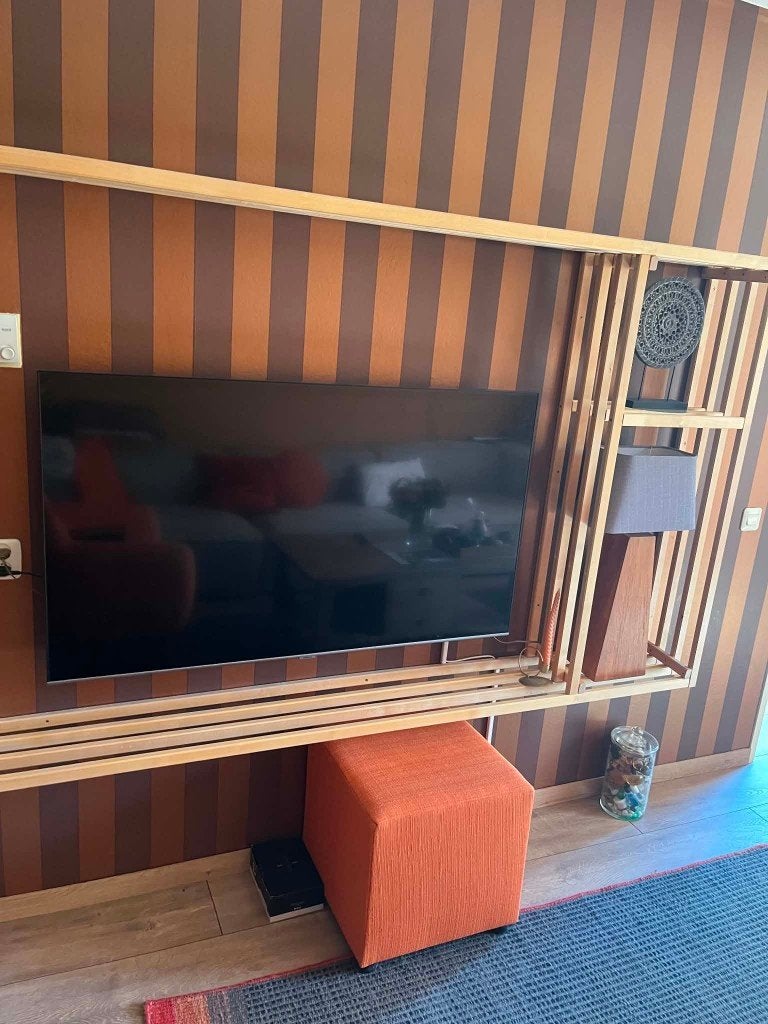 TV kast- Scandinavisch, Ophalen of Verzenden, Zo goed als nieuw, Minder dan 150 cm, Minder dan 100 cm