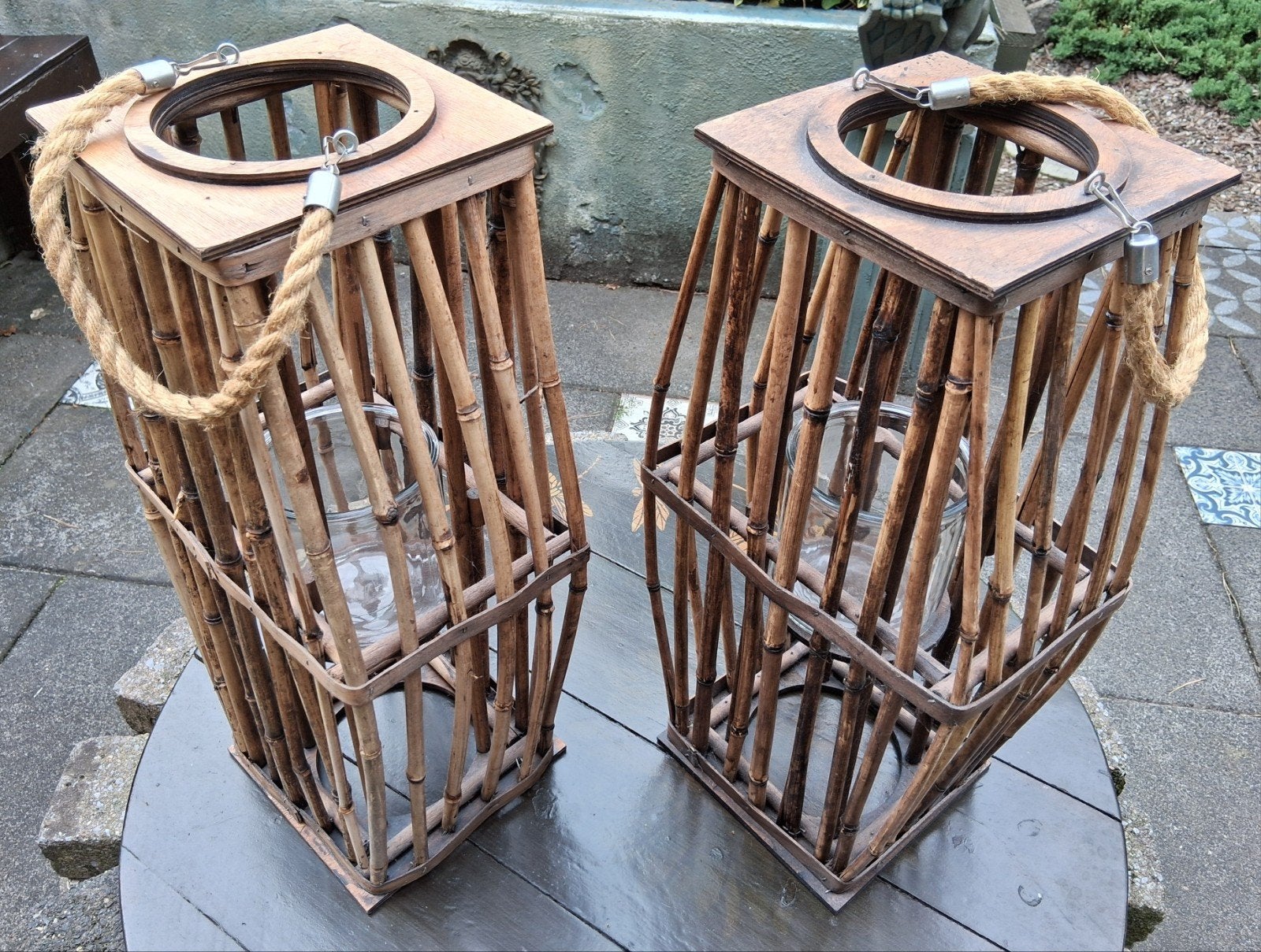 Set van 2 bamboe lantaarns met glazen houders kaarsen, Ophalen, Gebruikt, Kandelaar, Hout