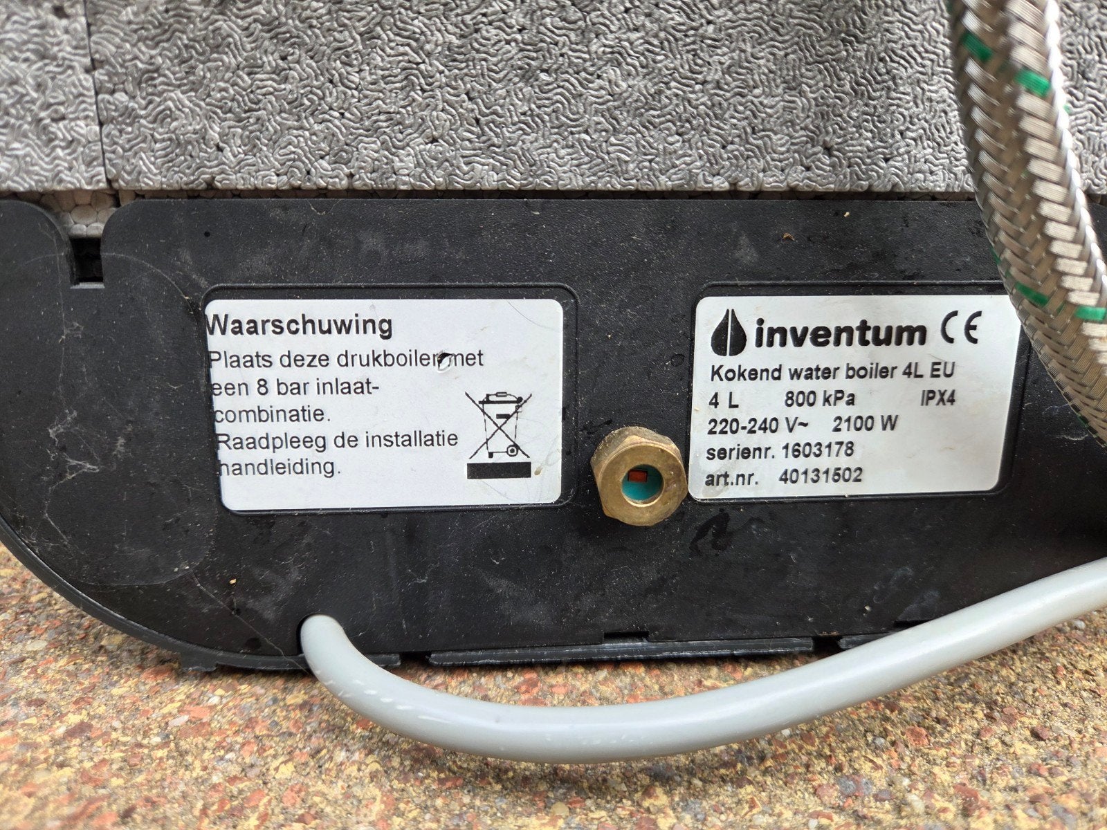 Inventum kokend water boiler 4 liter, Ophalen